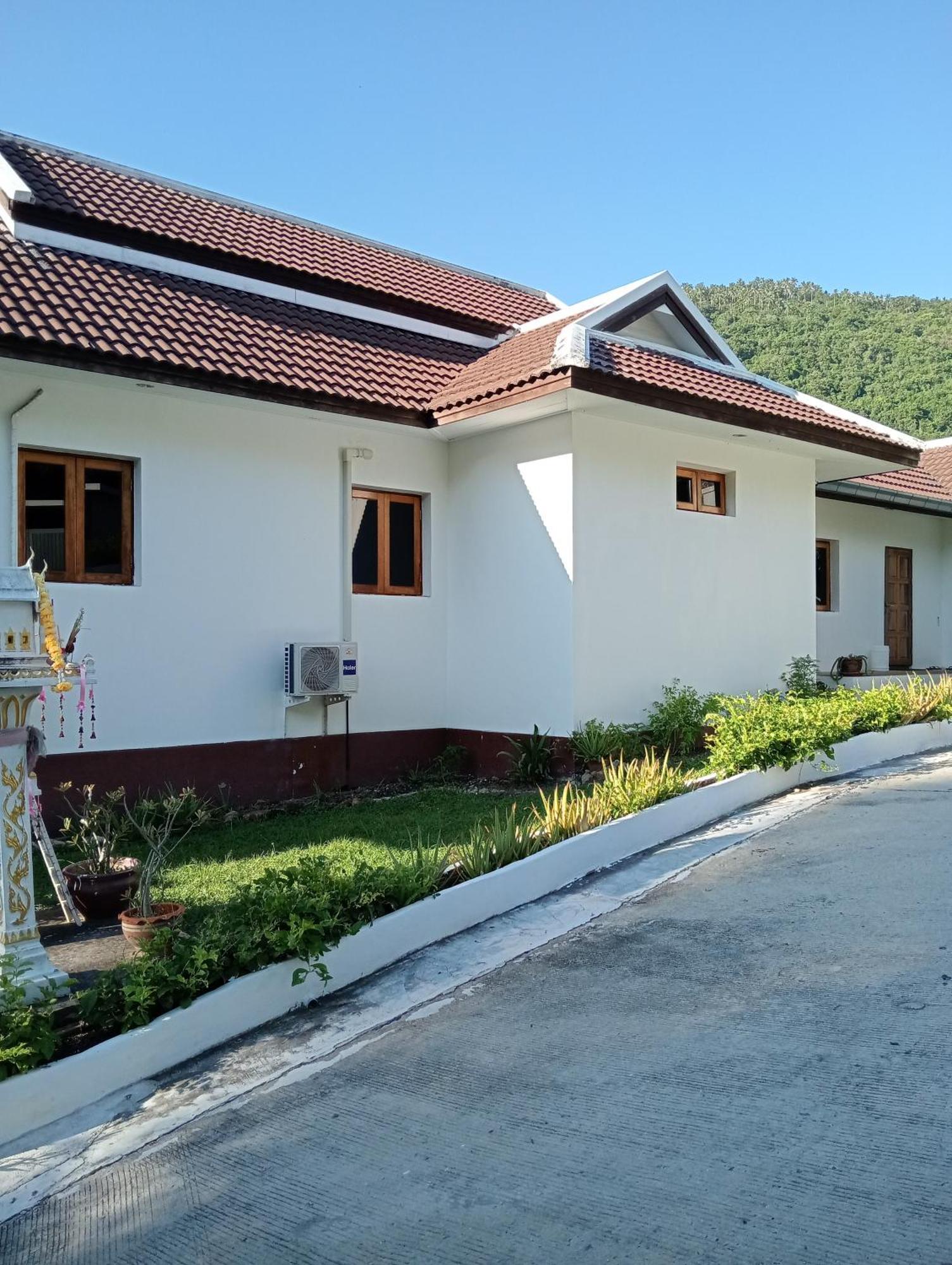 Villa E Taling Ngam  Luaran gambar